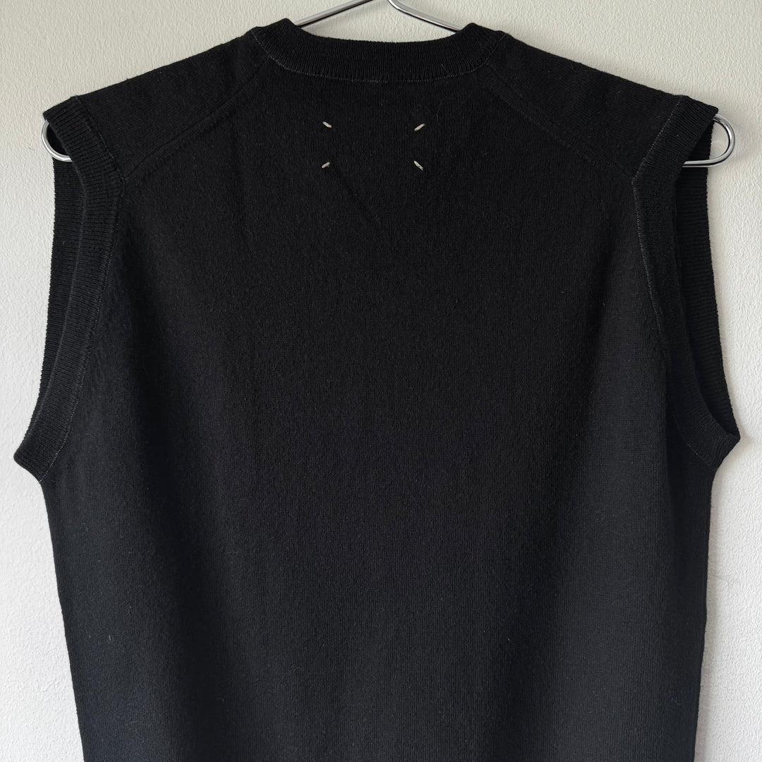 SS2001 Martin Margiela Black Wool/Cotton Knitted Vest