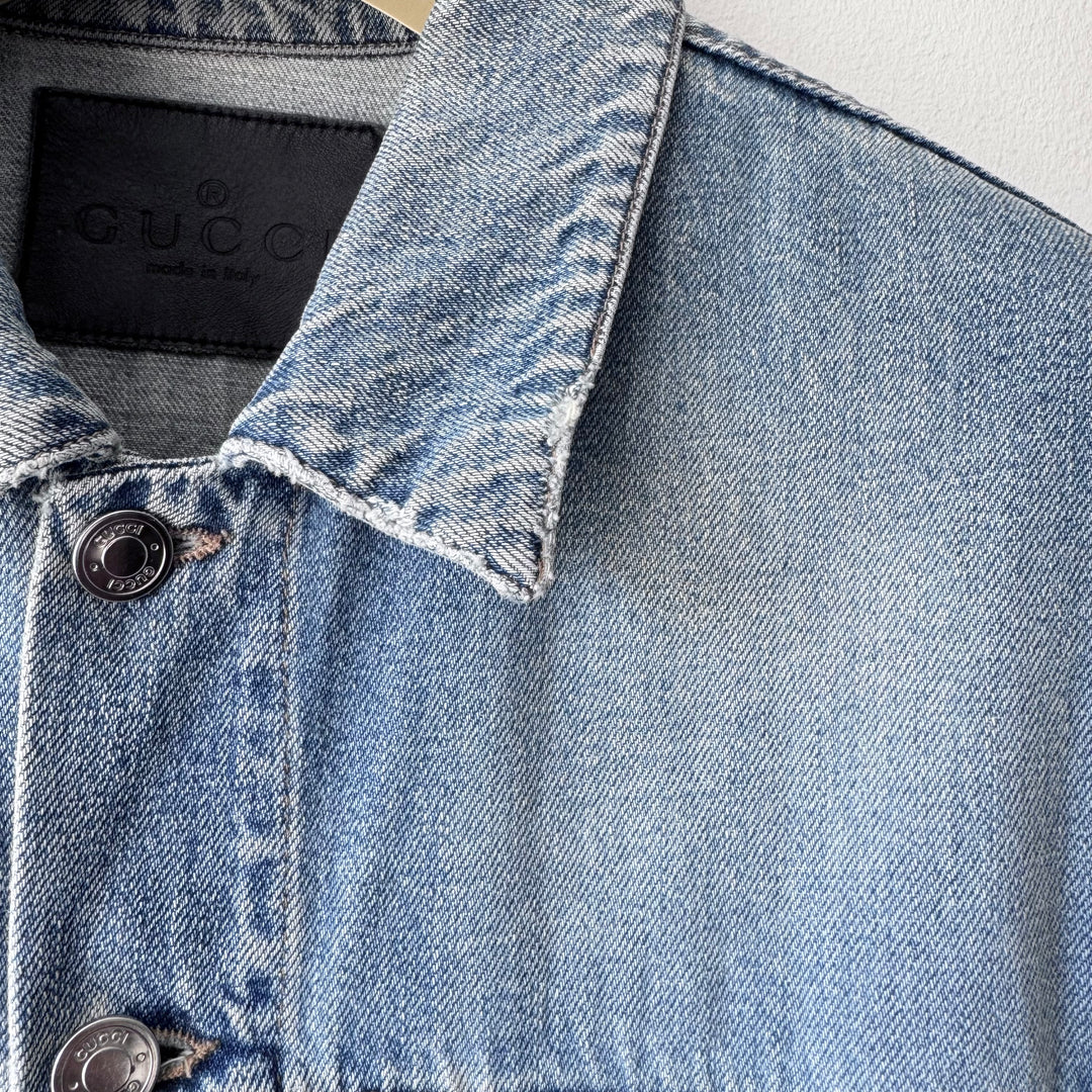 Gucci By Tom Ford 2000’s Light Blue Washed Distressed Denim Trucker Jacket
