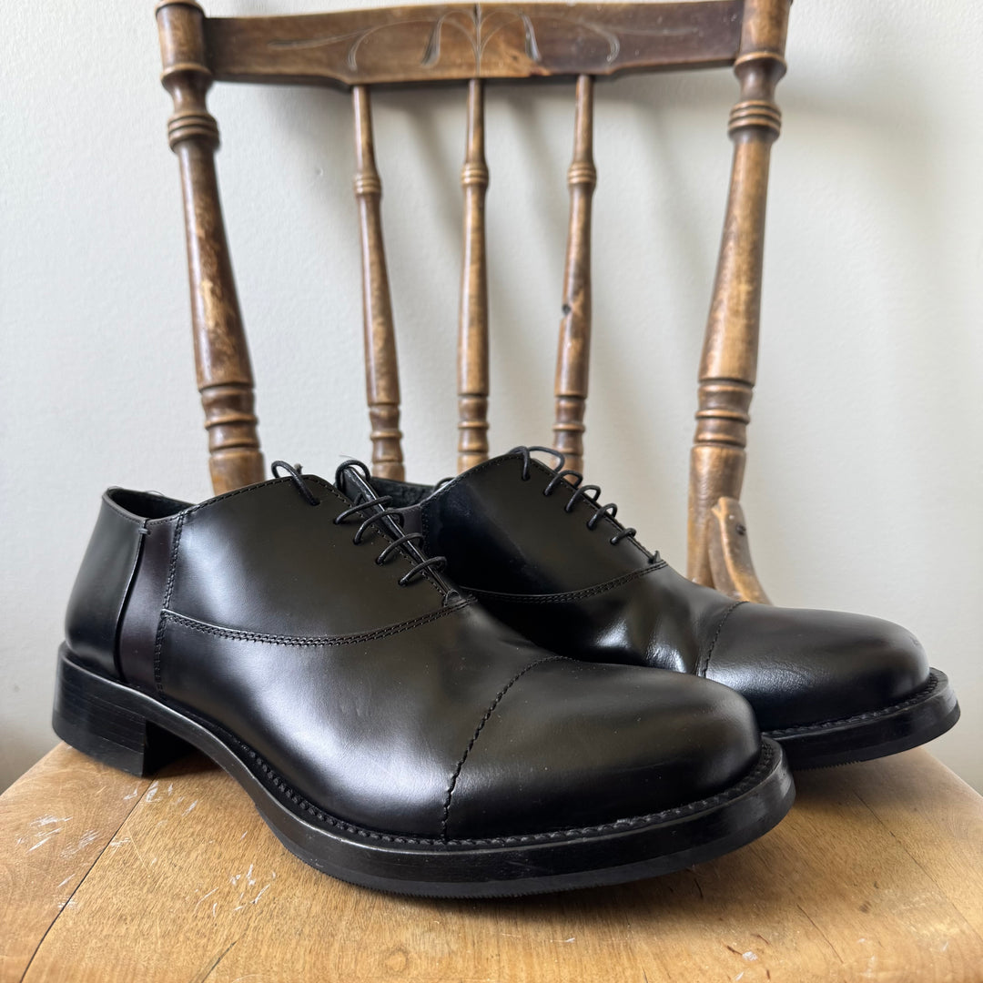 Miu Miu 1990’s Bi-Color Black/Brown Oxford Leather Shoes