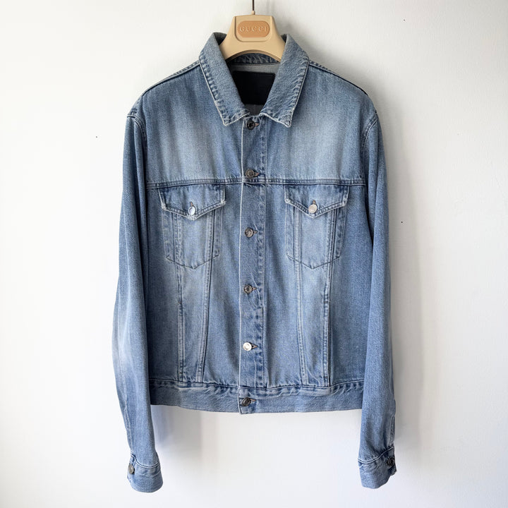 Gucci By Tom Ford 2000’s Light Blue Washed Distressed Denim Trucker Jacket