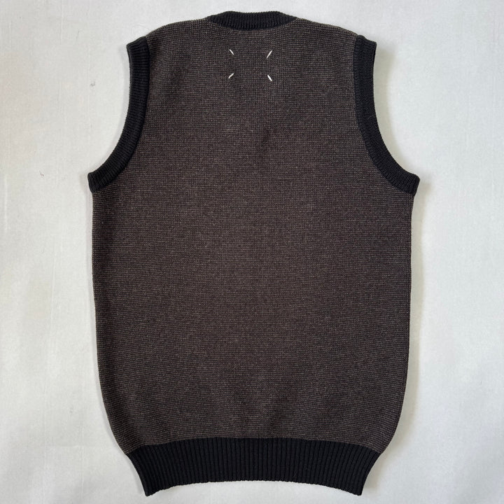 AW2000 Martin Margiela Brown Knitted Wool Vest