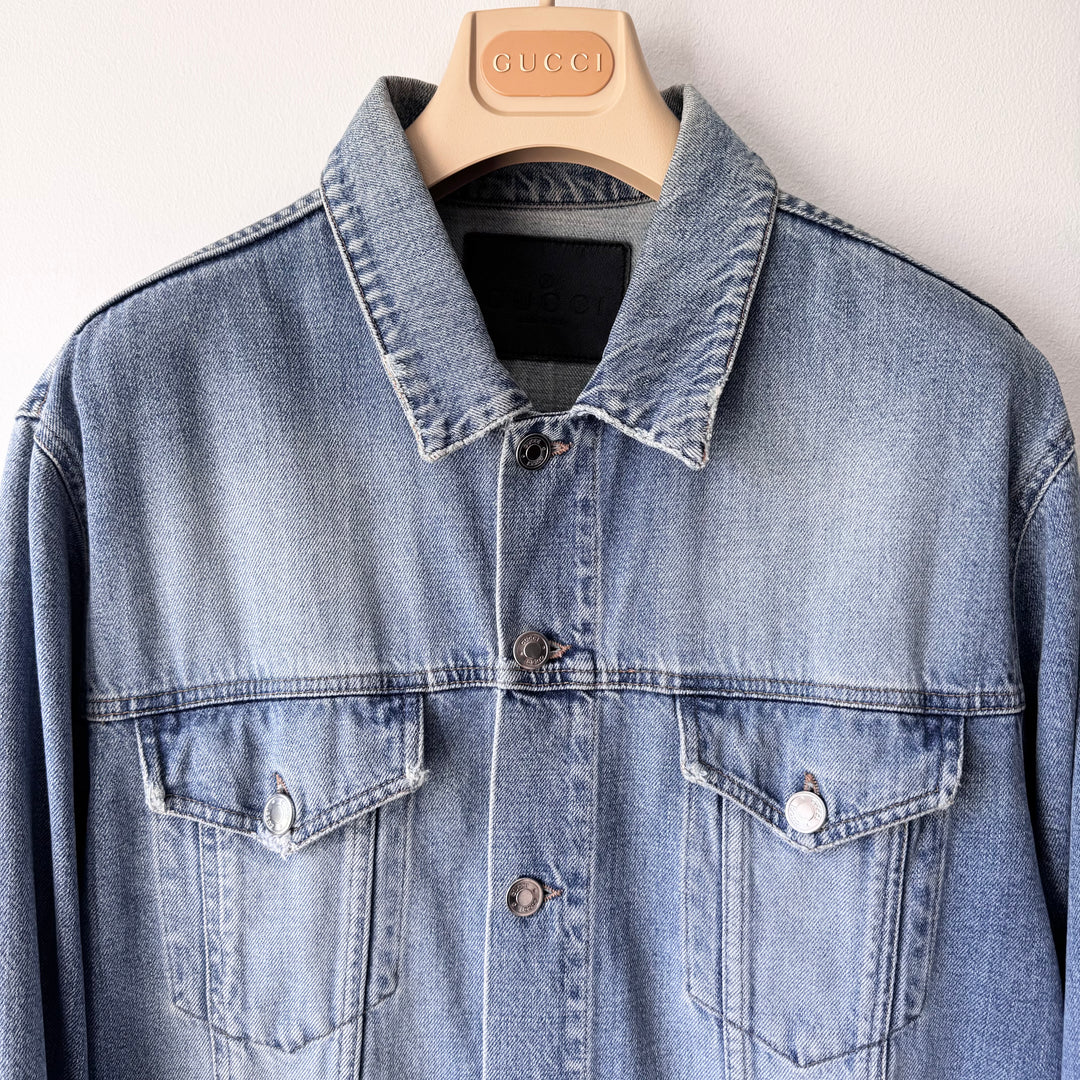 Gucci By Tom Ford 2000’s Light Blue Washed Distressed Denim Trucker Jacket