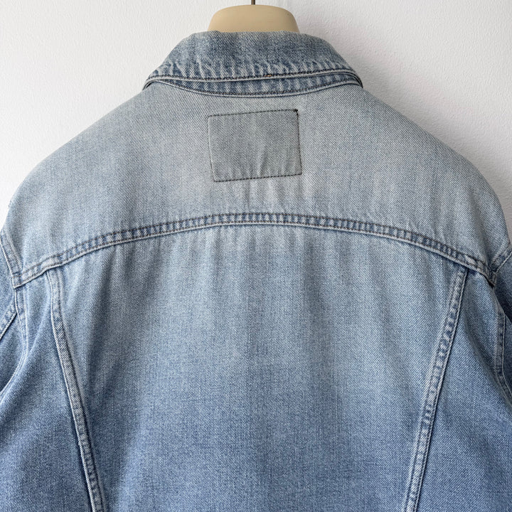 Gucci By Tom Ford 2000’s Light Blue Washed Distressed Denim Trucker Jacket